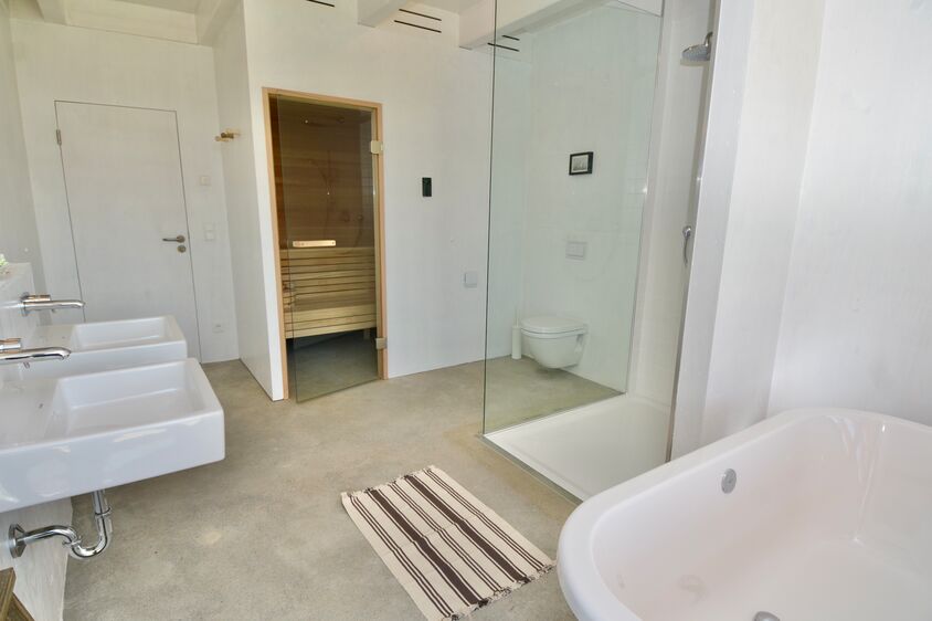 Bad EG mit Sauna