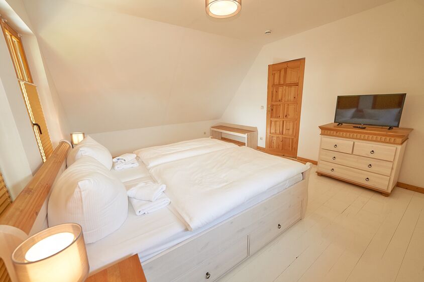 Großes Schlafzimmer