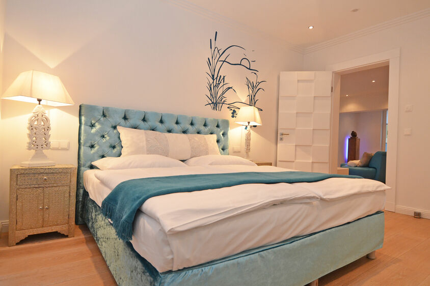 Schlafzimmer 1
