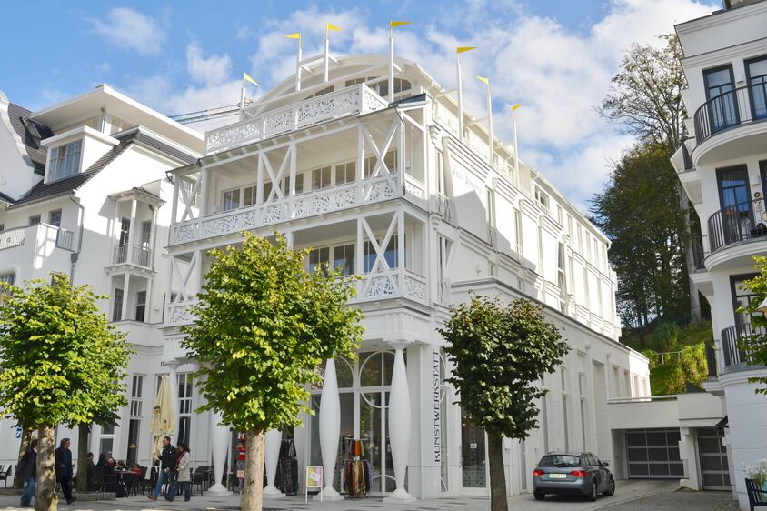 Straßenansicht